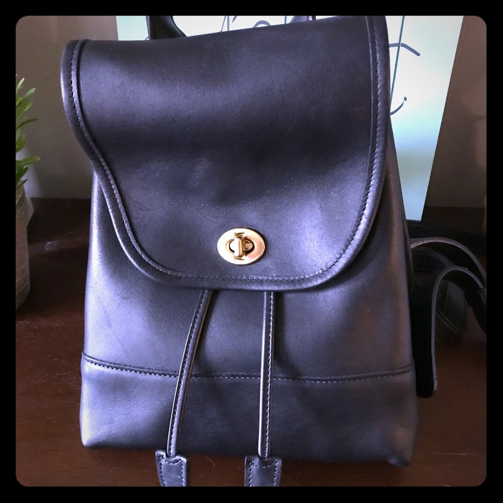 COACH Vintage Leather Backpack 🎒